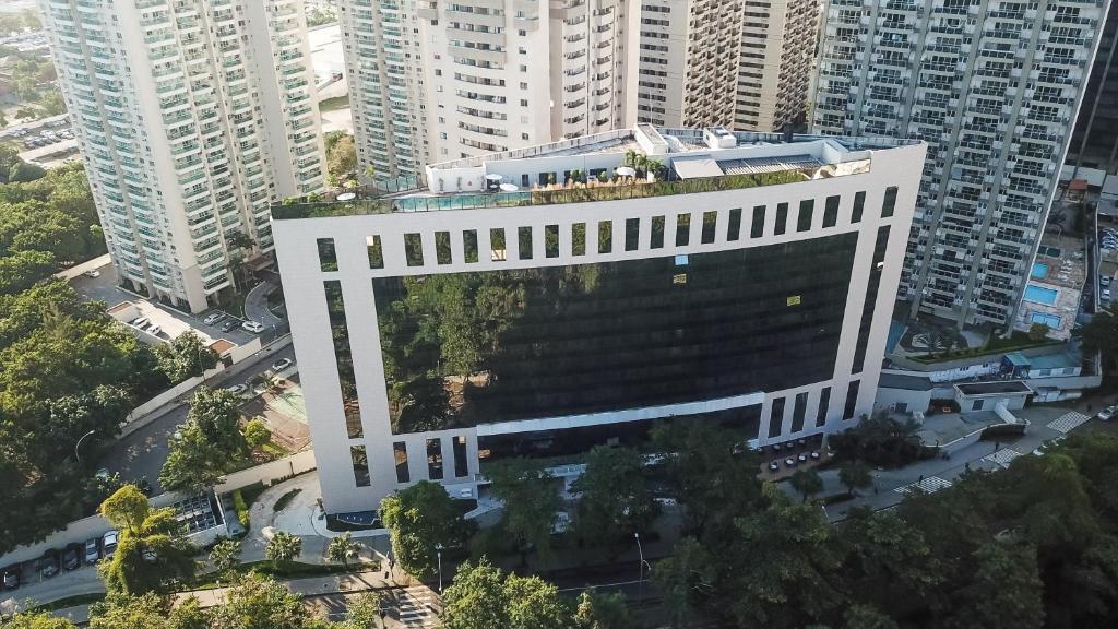 Fachada Radisson Hotel Barra da Tijuca